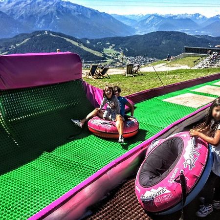 Apartment Cristina - Suedbalkon Mit Bergblick ゼーフェルト・イン・チロル エクステリア 写真
