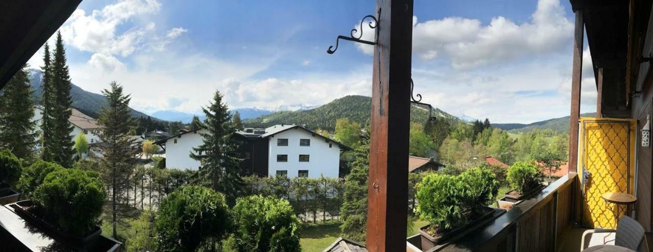 Apartment Cristina - Suedbalkon Mit Bergblick ゼーフェルト・イン・チロル エクステリア 写真