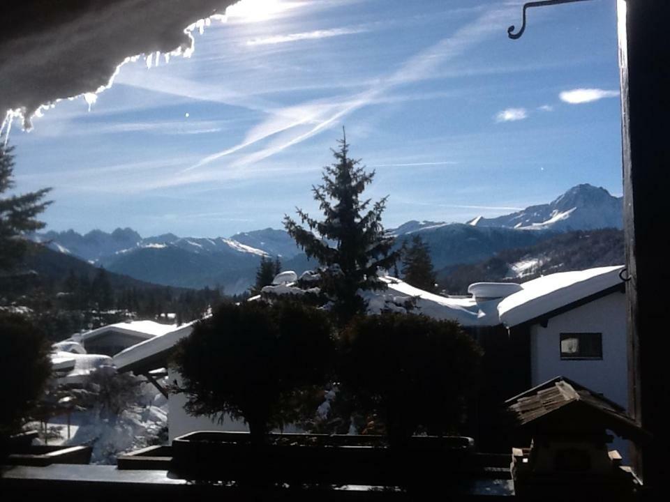 Apartment Cristina - Suedbalkon Mit Bergblick ゼーフェルト・イン・チロル エクステリア 写真