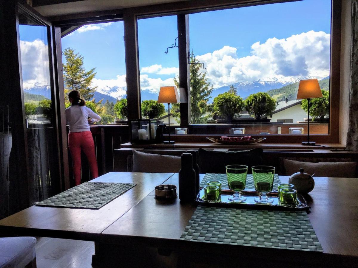 Apartment Cristina - Suedbalkon Mit Bergblick ゼーフェルト・イン・チロル エクステリア 写真